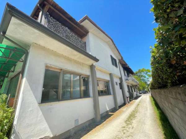 Foto Stabile/Palazzo in vendita a Cinquale - Montignoso 300 mq  Rif: 1277526