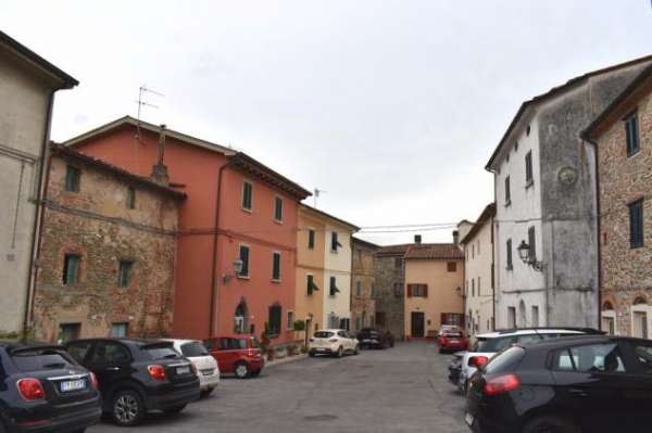 Foto TERRATETTO di 5 vani e di 160 mq (LARCIANO) rif. L 110