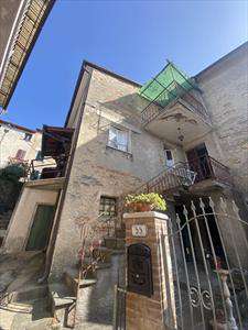 Foto Terratetto in Vendita, pi� di 6 Locali, 2 Camere, 125 mq (PIETRA