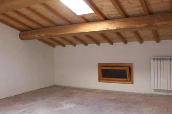 Foto Terratetto in vendita a Fontanella - Empoli 216 mq  Rif: 1069535
