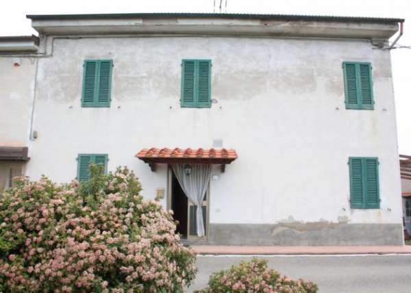 Foto Terratetto in vendita a Lazzeretto - Cerreto Guidi 151 mq  Rif: 1059775