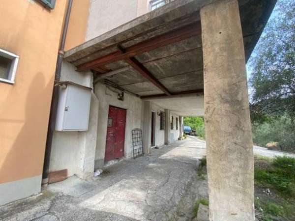 Foto Terratetto in vendita a Luni 680 mq  Rif: 1235807