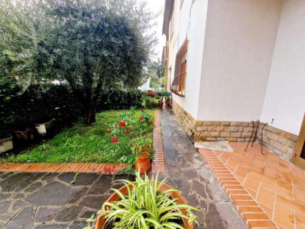 Foto Terratetto in vendita a San Giorgio a Colonica - Prato 205 mq  Rif: 1314172