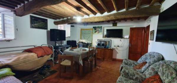 Foto Terratetto in vendita a Santa Margherita - Capannori 240 mq  Rif: 1316478
