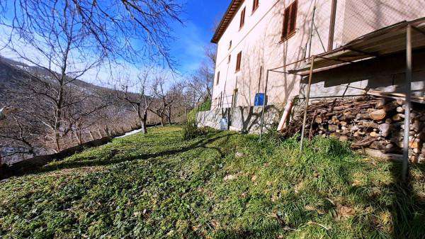 Foto Terratetto unifamiliare in vendita a Foligno