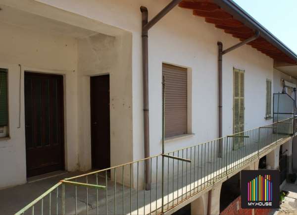 Foto Terratetto unifamiliare in vendita a Oggiona Con Santo Stefano
