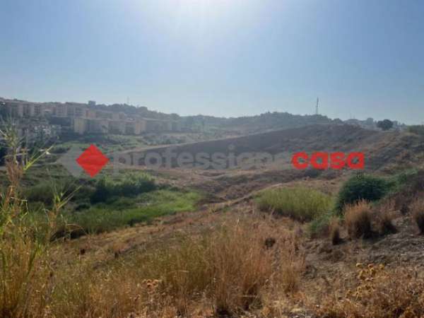 Foto Terreno Agricolo - Catania . Rif.: V/15VCG