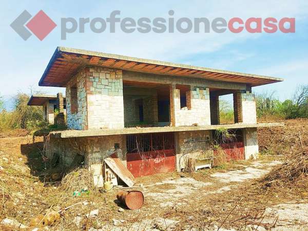 Foto Terreno agricolo in vendita a Cassino