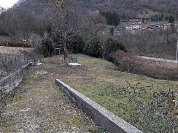 Foto Terreno agricolo in vendita a Lasnigo