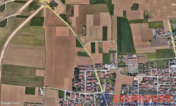 Foto Terreno agricolo in Vendita a Lazzate Via Carducci