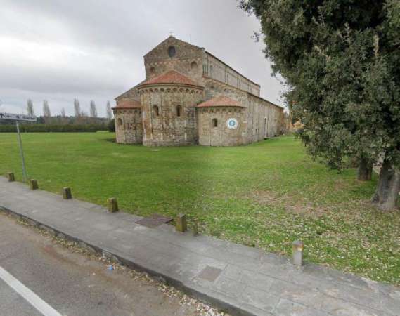 Foto Terreno agricolo in Vendita in zona SAN PIERO A GRADO con giardino