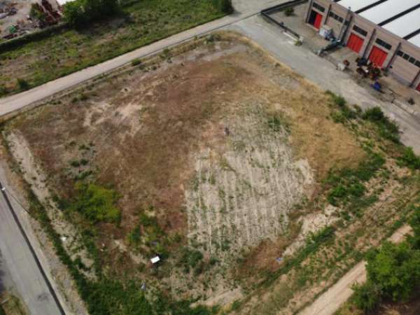 Foto Terreno di 6500 m in vendita a Tortona