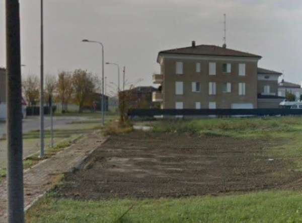Foto Terreno di 770 m in vendita a Carpi