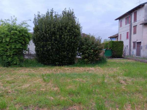 Foto Terreno edificabile a Boretto RE  254 mq.