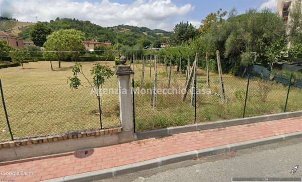 Foto Terreno edificabile commerciale in vendita a Vallefoglia