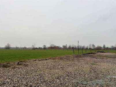 Foto Terreno Edificabile in Vendita, 1 Locale, 4325 mq, Goito