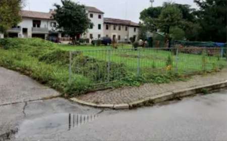 Foto Terreno Edificabile in Vendita, 1 Locale, 469 mq, Campodarsego