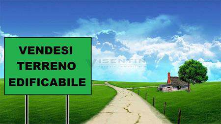 Foto Terreno edificabile in Vendita, 1600 mq (ORTONOVO)