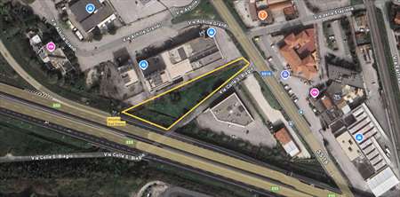 Foto Terreno Edificabile in Vendita, 1800 mq, Osimo
