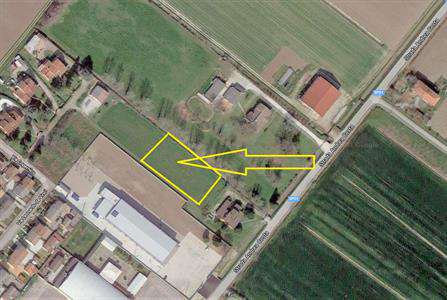 Foto Terreno edificabile in Vendita, 1800 mq (RONCOFERRARO)