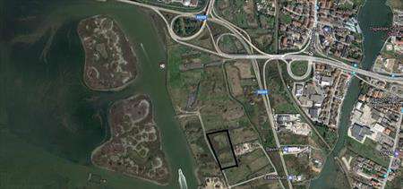 Foto Terreno edificabile in Vendita, 3000 mq (CHIOGGIA SOTTOMARINA)