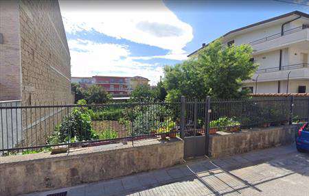 Foto Terreno edificabile in Vendita, 490 mq (CAPODRISE)
