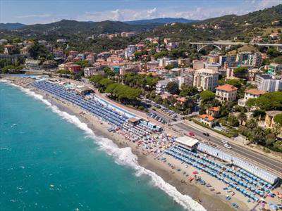 Foto Terreno Edificabile in Vendita, 5 Locali, 130 mq, Celle Ligure