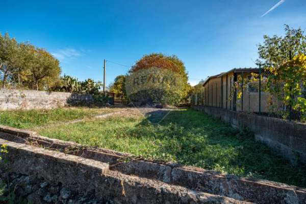 Foto Terreno Edificabile in vendita a Aci Bonaccorsi