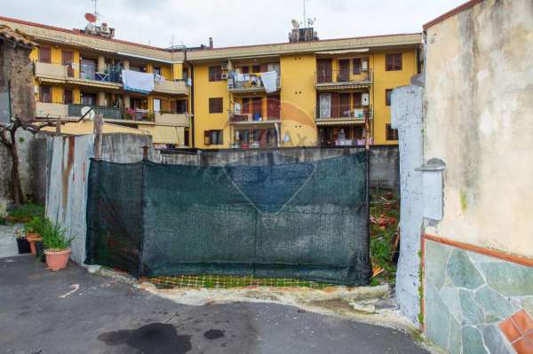 Foto Terreno edificabile in vendita a Aci Catena