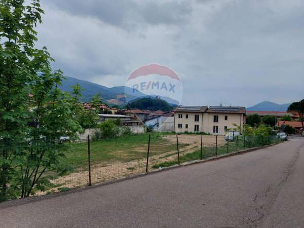 Foto Terreno edificabile in vendita a Besano