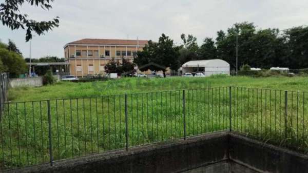 Foto Terreno edificabile in vendita a Bonate Sotto