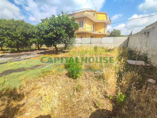 Foto Terreno edificabile in vendita a Capua