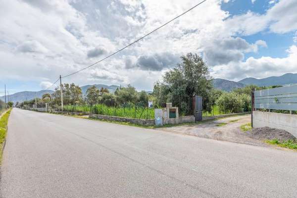 Foto Terreno edificabile in vendita a Carini