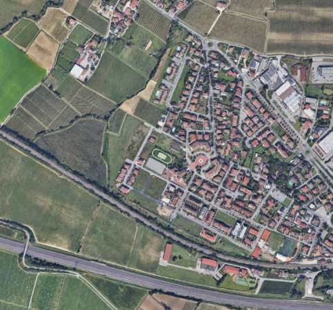 Foto Terreno edificabile in Vendita a Desenzano del Garda