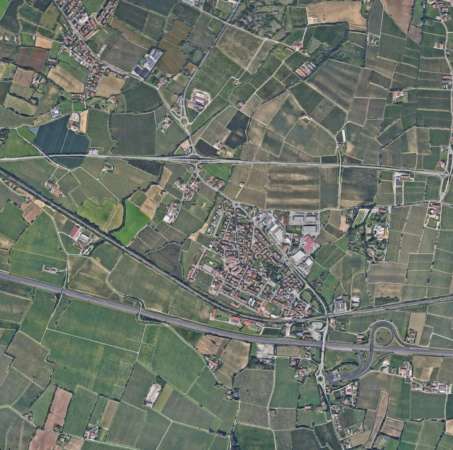 Foto Terreno edificabile in Vendita a Desenzano del Garda