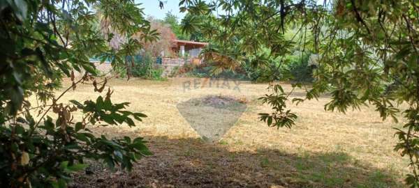 Foto Terreno edificabile in vendita a Lariano