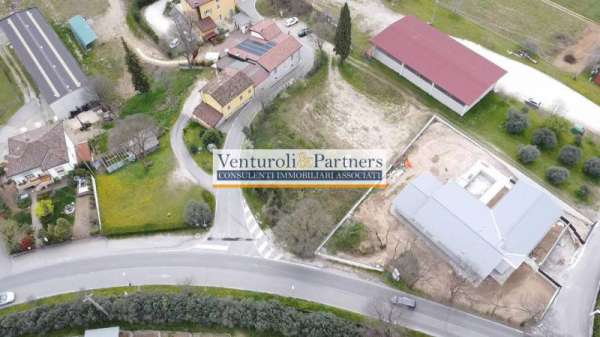 Foto Terreno edificabile in Vendita a Lonato del Garda