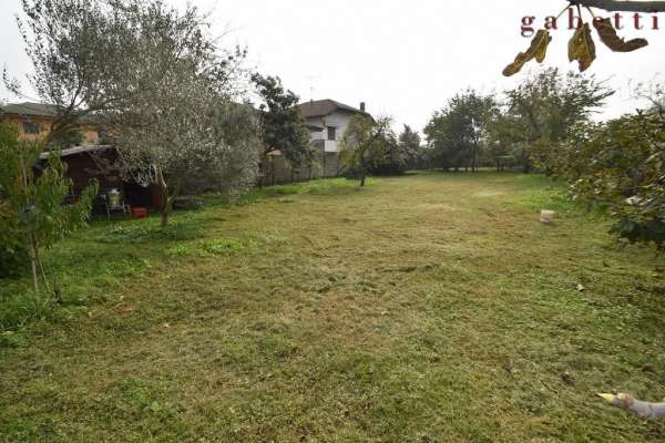 Foto Terreno edificabile in vendita a Marcallo Con Casone