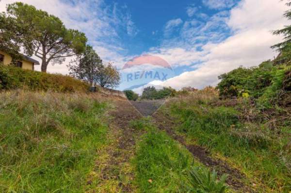 Foto Terreno Edificabile in vendita a Pedara