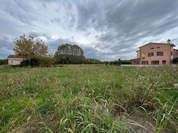 Foto Terreno edificabile in vendita a Poggio Renatico