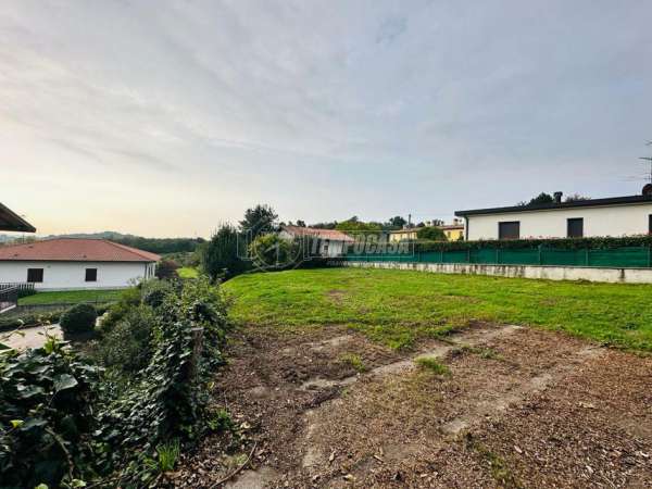 Foto Terreno edificabile in vendita a San Fermo Della Battaglia