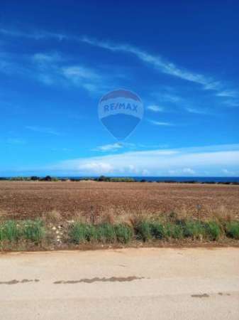 Foto Terreno Edificabile in vendita a Siracusa, Plemmirio