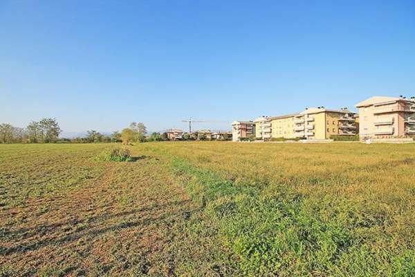 Foto Terreno edificabile in vendita a Zanica