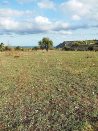 Foto Terreno edificabile in Vendita in Contrada La Gemmazza Di Monasteri a Siracusa