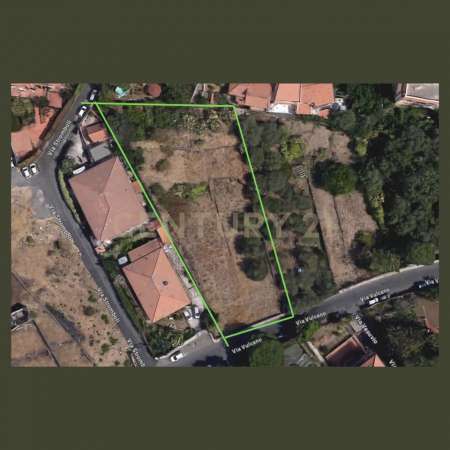 Foto Terreno edificabile industriale in vendita a Gravina Di Catania