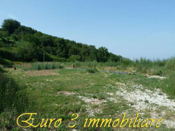 Foto TERRENO in VENDITA a ASCOLI PICENO