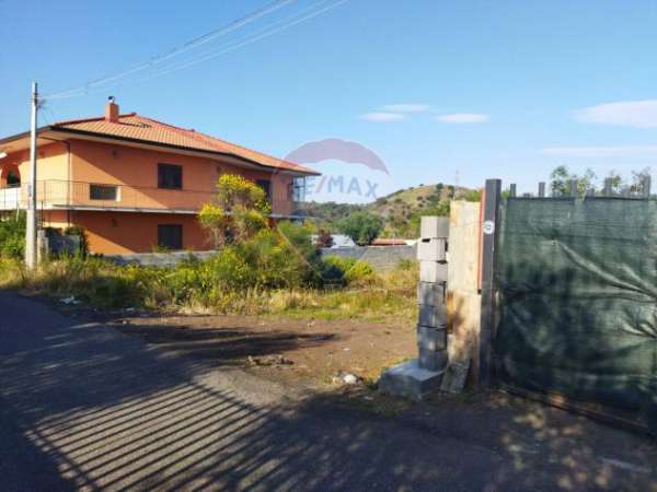 Foto Terreno in vendita a Belpasso