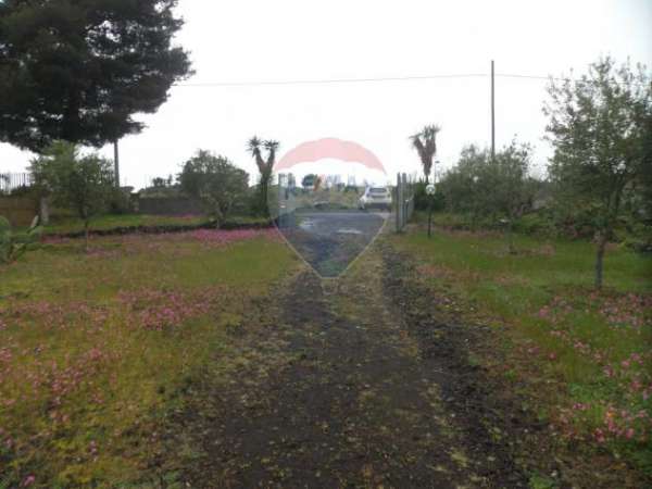 Foto Terreno in vendita a Belpasso