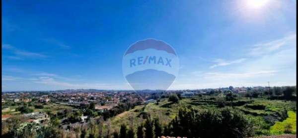 Foto Terreno in vendita a San Giovanni la Punta