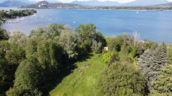 Foto Terreno Residenziale - Arona . Rif.: VIKtrr540